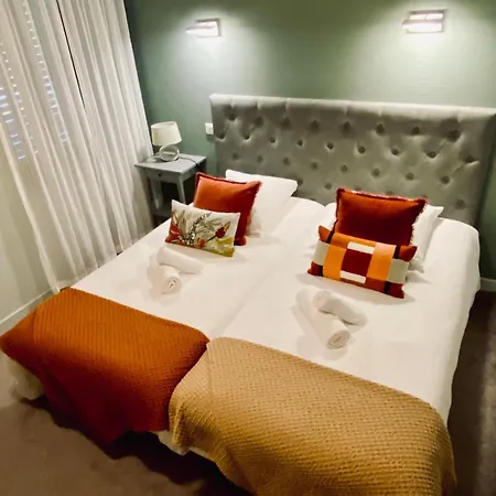 Restaurant Du Plomb Du Cantal Hotel 3*