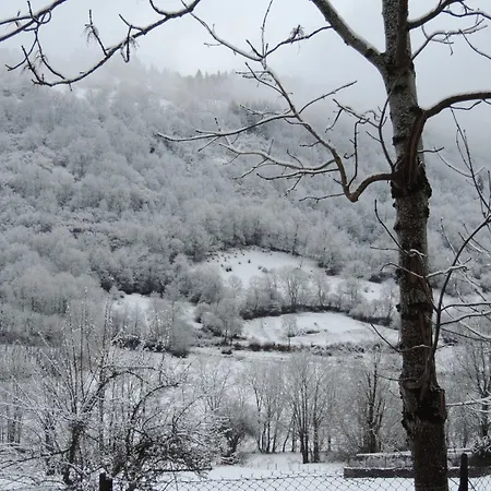 Restaurant Du Plomb Du Cantal Отель Мюра